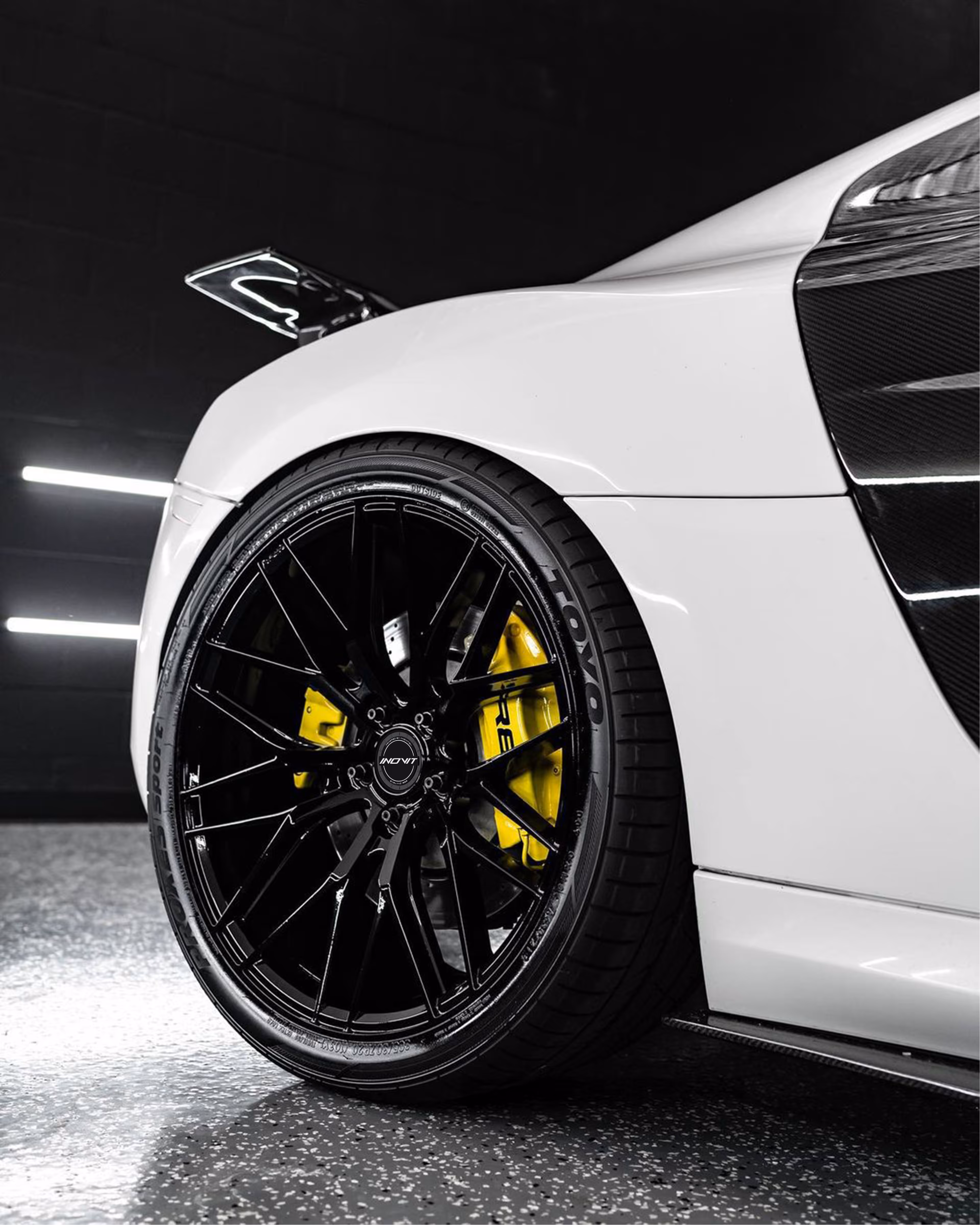 AUDI 03-03 on BLITZ — alt angle