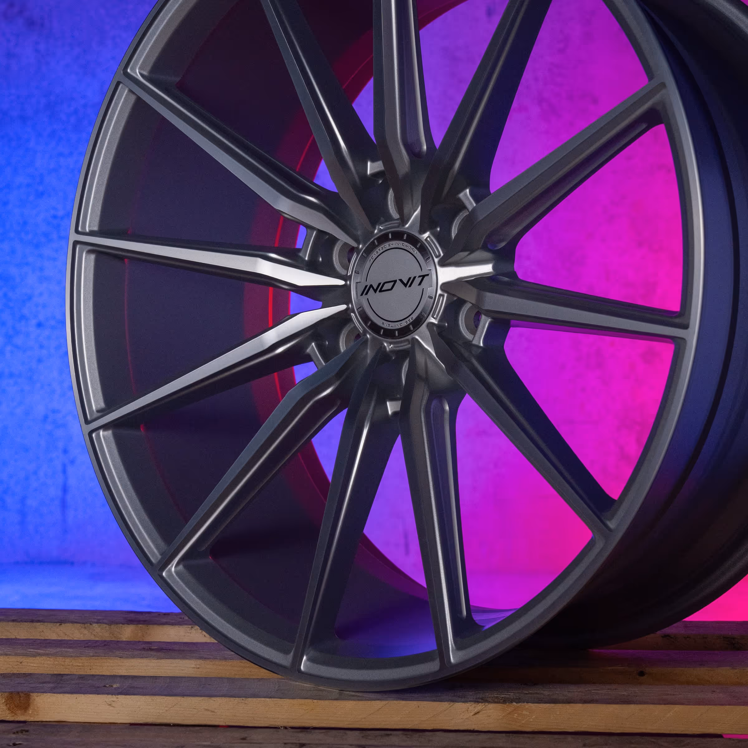 FRIXION 6 — Black Machined Face Dark Tint